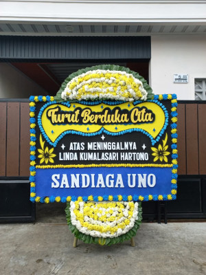 Papan Bunga Duka di Rimba Sekampung